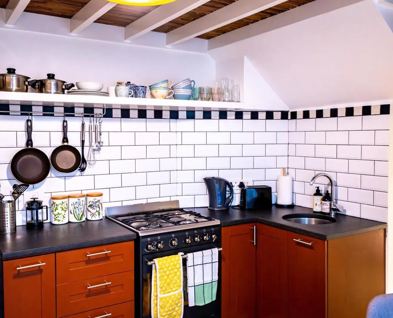 Daire Green Point'S Hideaway - Indulge In An Urban Oasis Cape Town